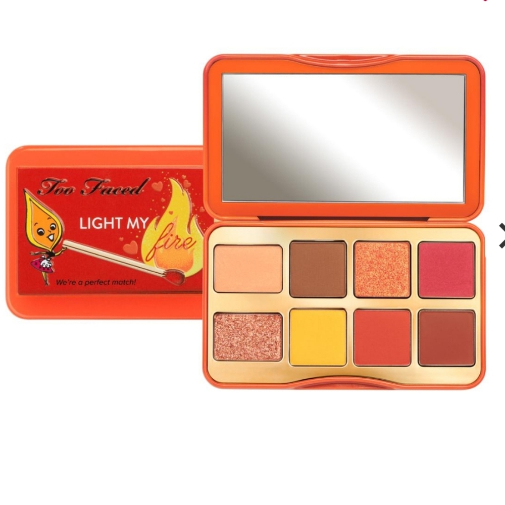 TOO FACED LIGHT MY FIRE MINI  PALETTE